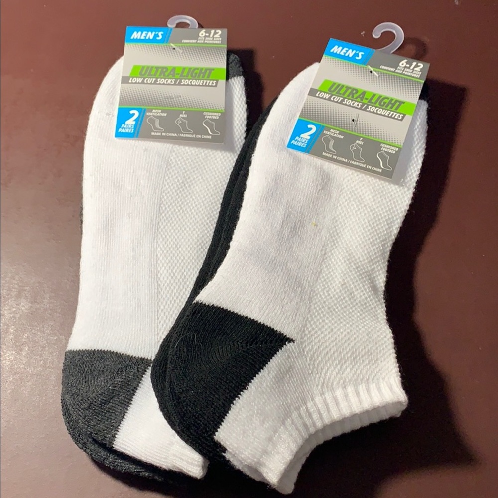 Men’s 2/set Socks low cut shoe size 6-12